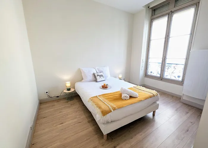 Hyper Centre Avec Magnifique Vue אנז'ה